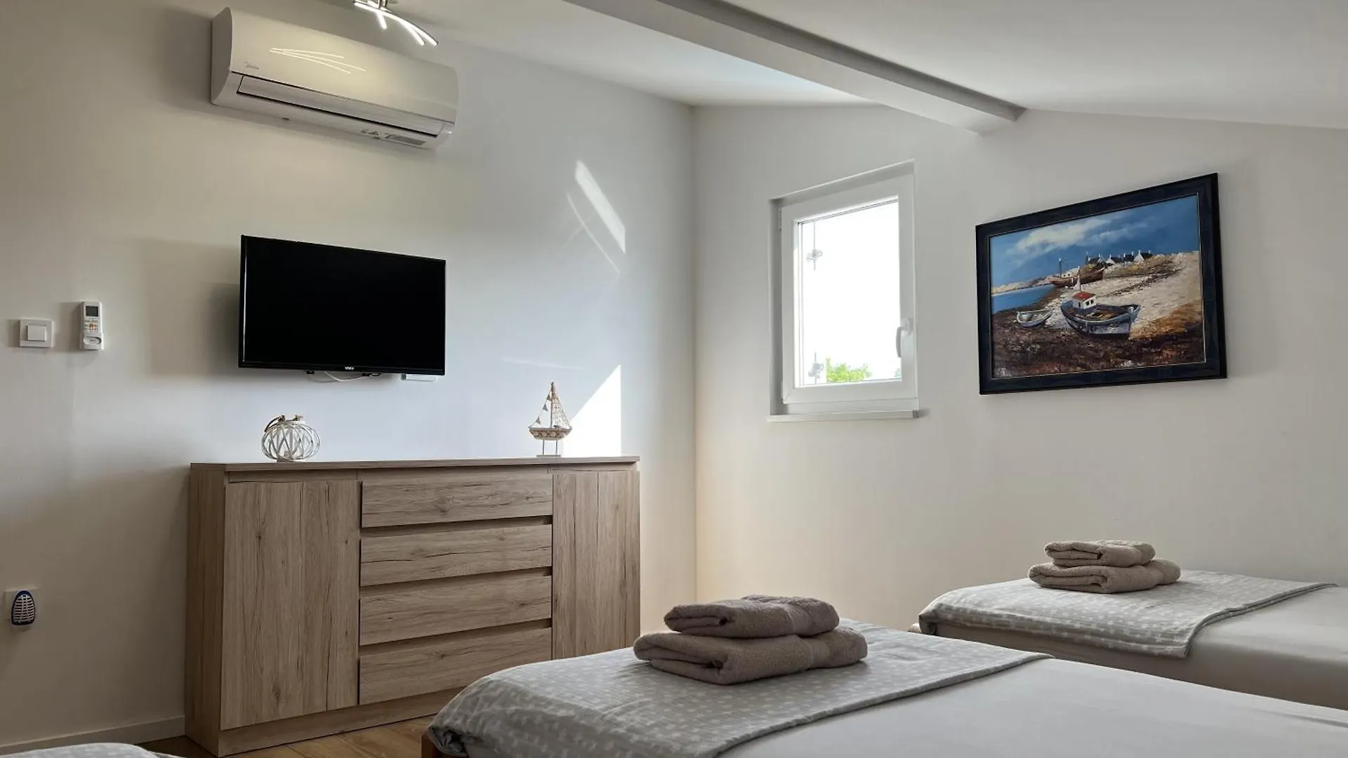 Apartment With Pool In Kornic