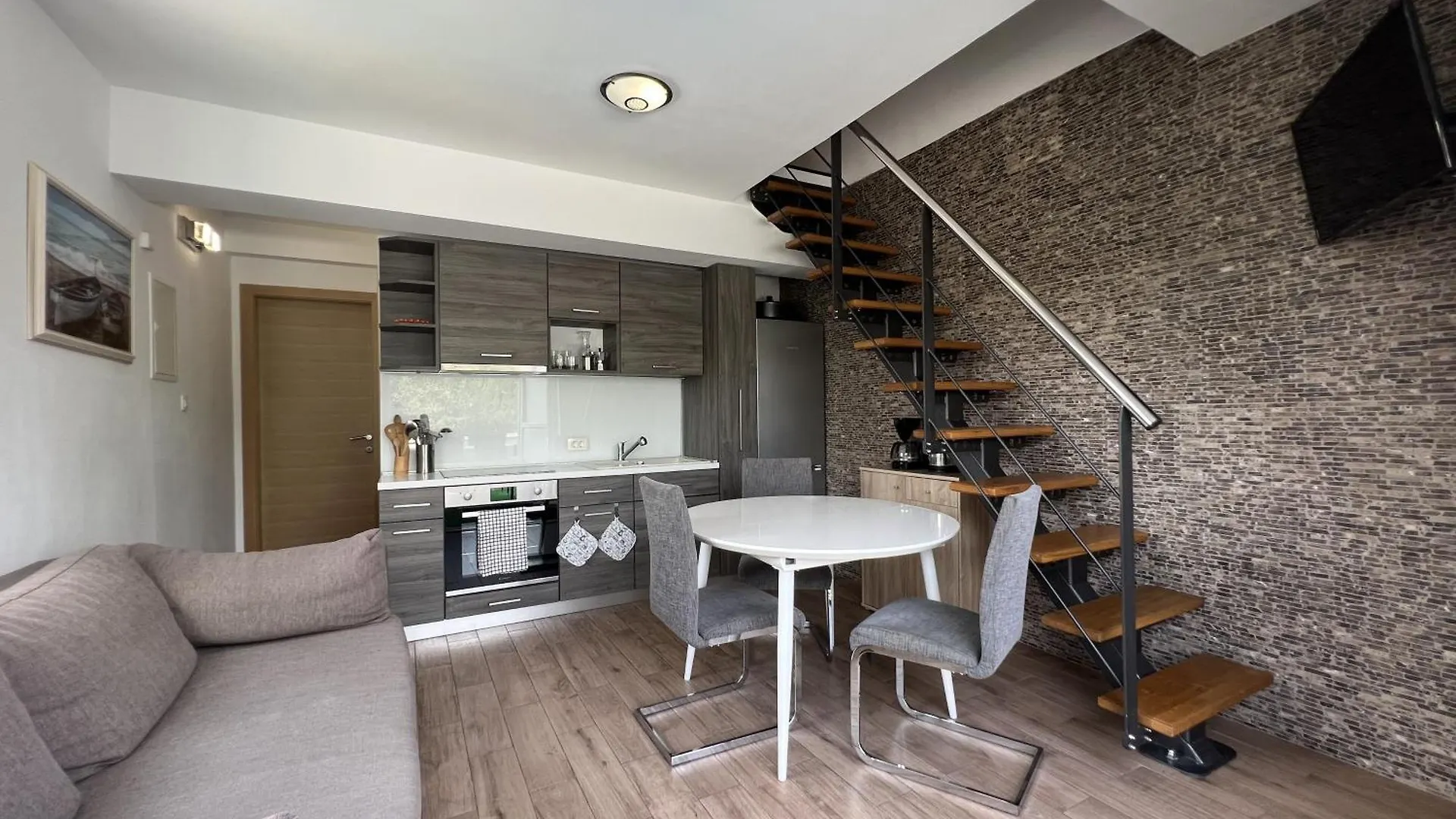 Apartment With Pool In Kornic