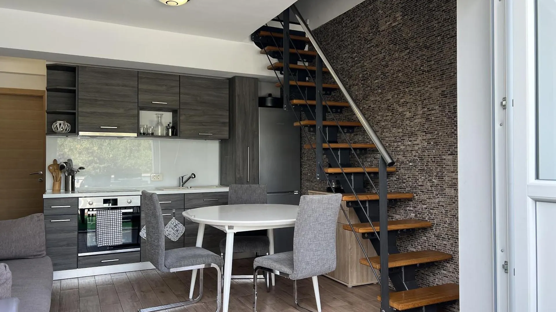 Apartment With Pool In Kornic