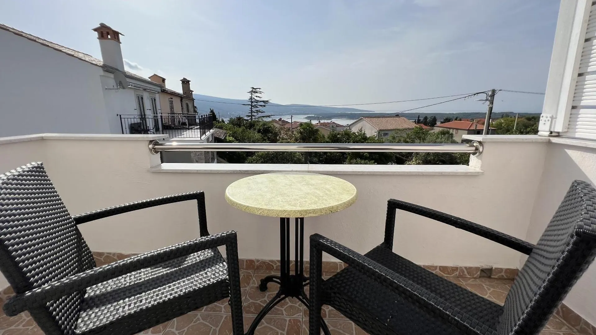 Apartment With Pool In Kornic 0*,
